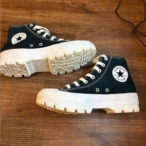 Converse womens high lugged high top black and white size 8 boots shoes